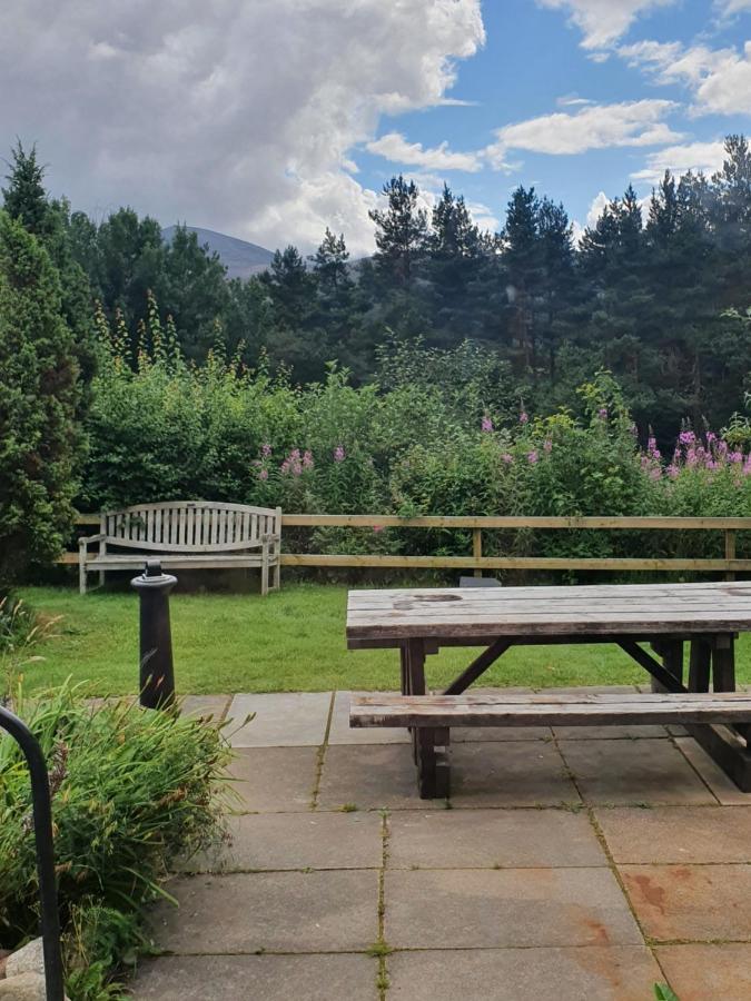 Cairngorm Lodge Youth Hostel Loch Morlich Экстерьер фото